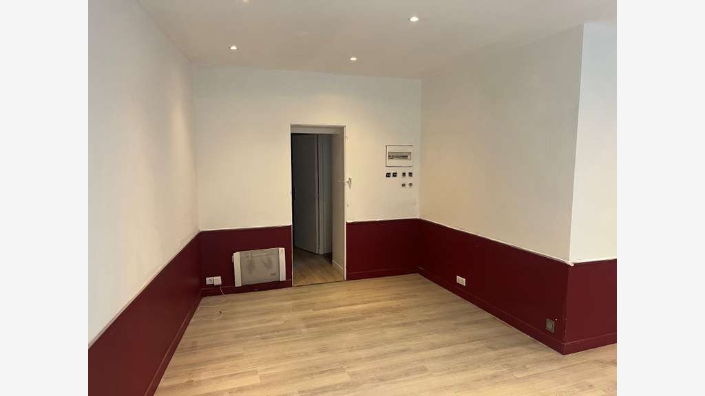 A louer local commercial ou pro de 50m² à Lannion