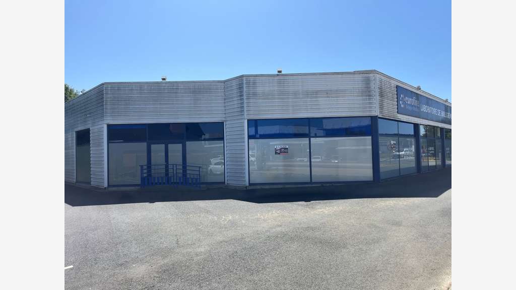 A louer local commercial ou pro 280m² à Lannion