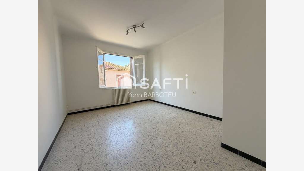 Local commercial 58m² à Latour-Bas-Elne centre 
