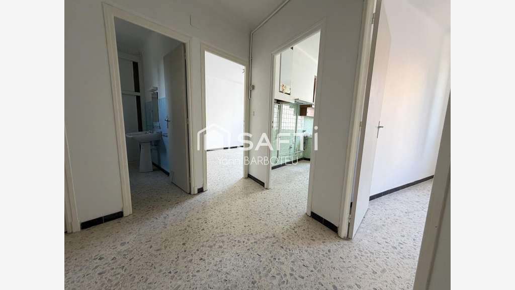 Local commercial 58m² à Latour-Bas-Elne centre 