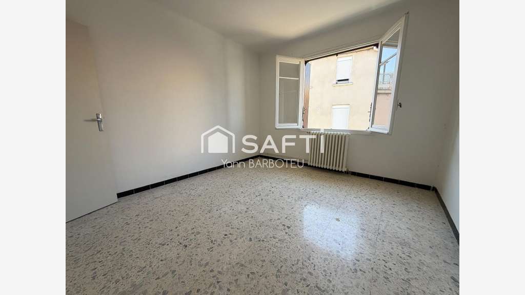 Local commercial 58m² à Latour-Bas-Elne centre 