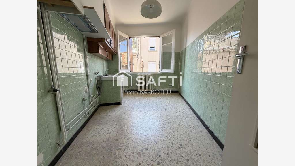 Local commercial 58m² à Latour-Bas-Elne centre 