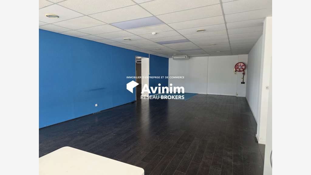A louer local commercial 250m² Lattes Boirargues