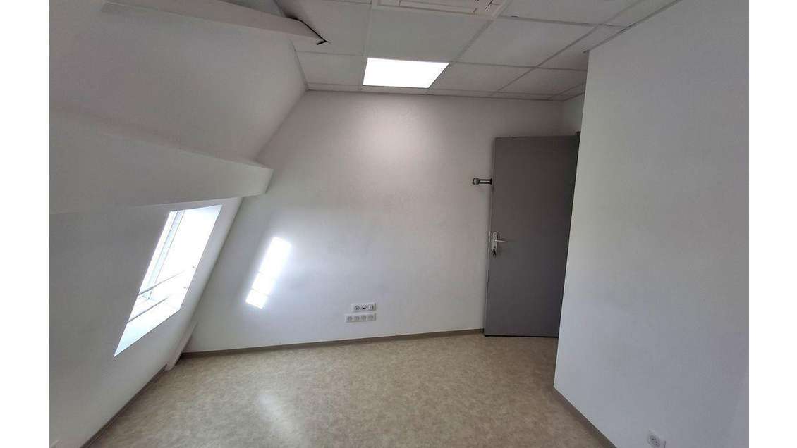 Location bureaux cabinet médical 11m² à Launaguet