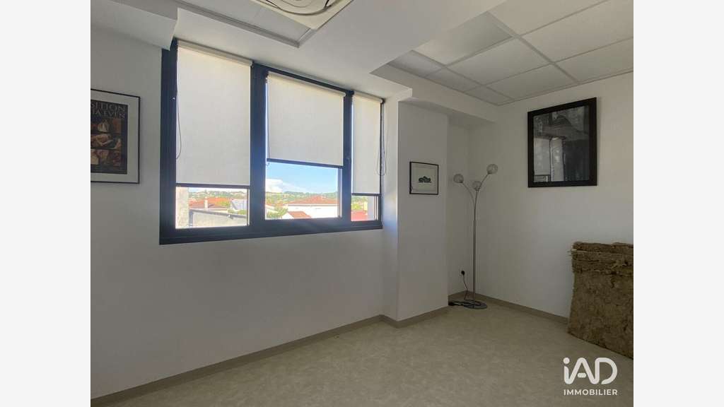 A louer local 11m² centre médical à Launaguet