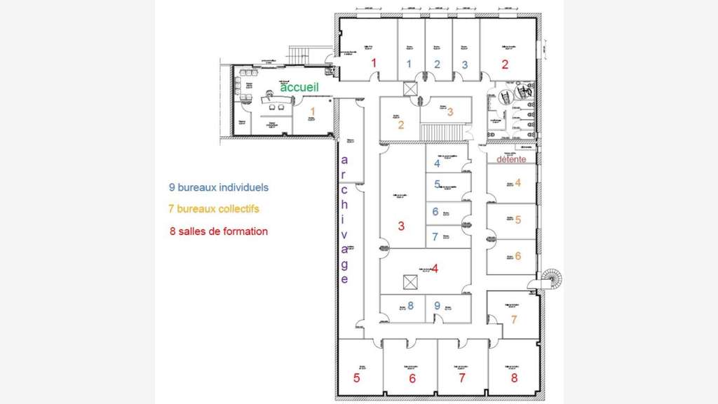 A louer local commercial 790m² à Laval