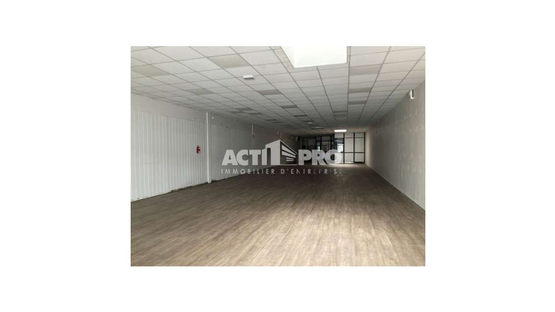 A louer murs commerciaux 329m² Pyrénées Orientales