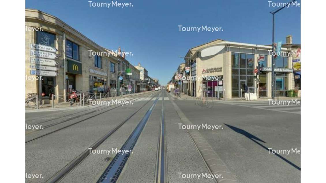 Local commercial de 390m² à louer le Bouscat