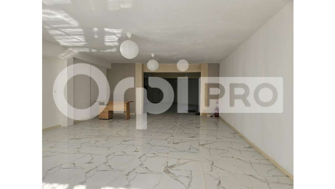 Local commercial de 102m² à louer le Bouscat