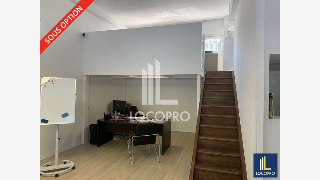 A louer local commercial 100m² au Cannet Av Campon