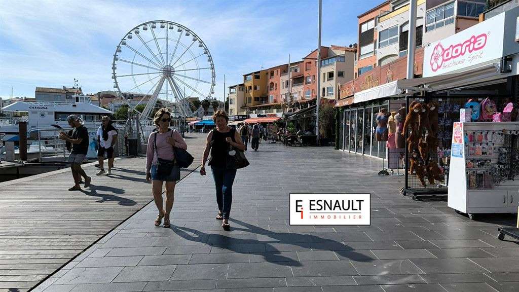 Location commerce 120m² + terrasse Cap d'Agde