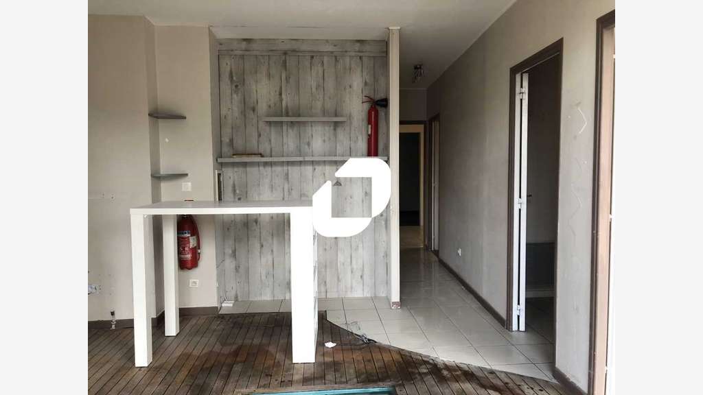 A louer Local commercial 114m² Le chesnay