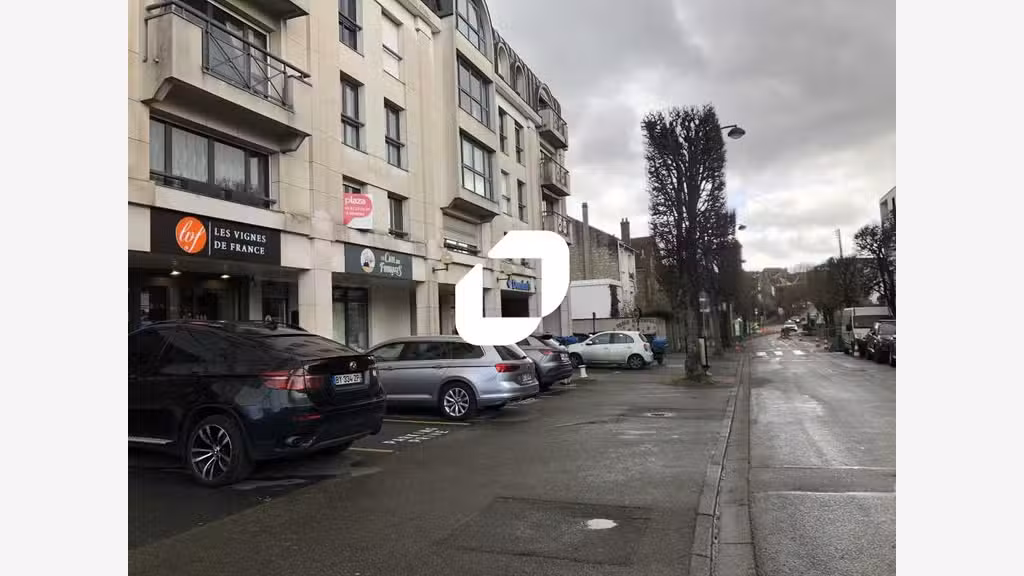 A louer Local commercial 114m² Le chesnay