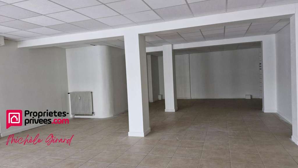A louer local commercial de 255m² le Coteau