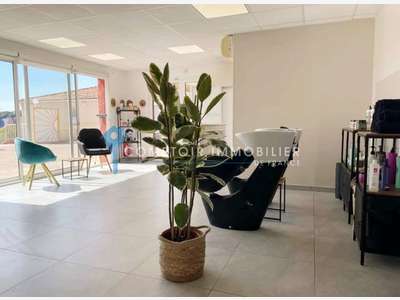 Dépt Hérault (34) - A louer au CRES local commerci