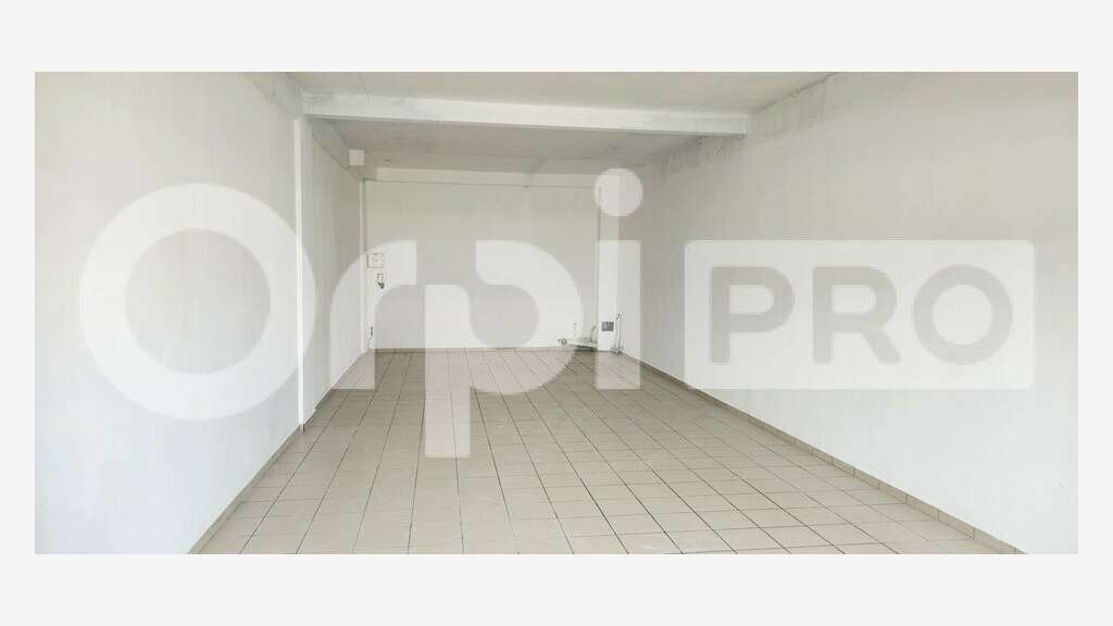 Bureau 49m² RDC à louer au Gosier
