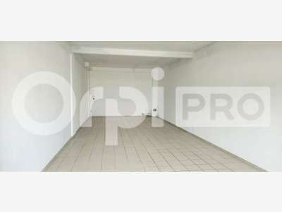 Bureau 49m² RDC à louer au Gosier