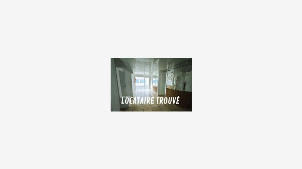 Local commercial 33m² empl premium au Grau du Roi