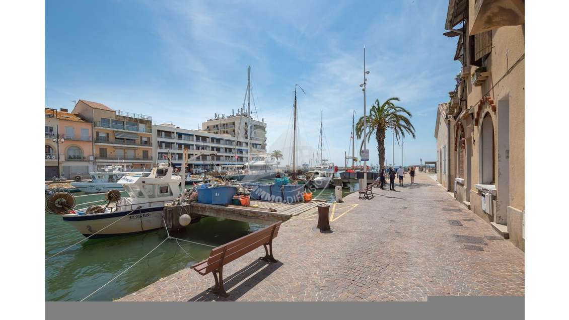 Local commercial 37m² sur le quai au Grau du Roi