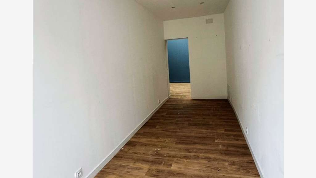 Loue local commercial 22 m² au centre Grau-du-Roi