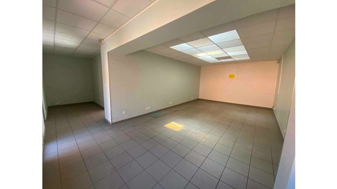 Local commercial à louer de 117m² au Havre