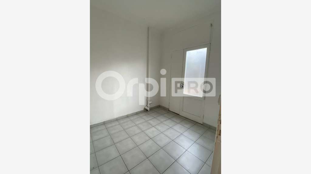 A louer local polyvalent de 29,45m² Le Havre Docks