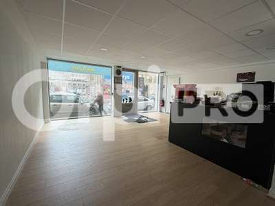 Location local commercial de 210m² Le Havre centre