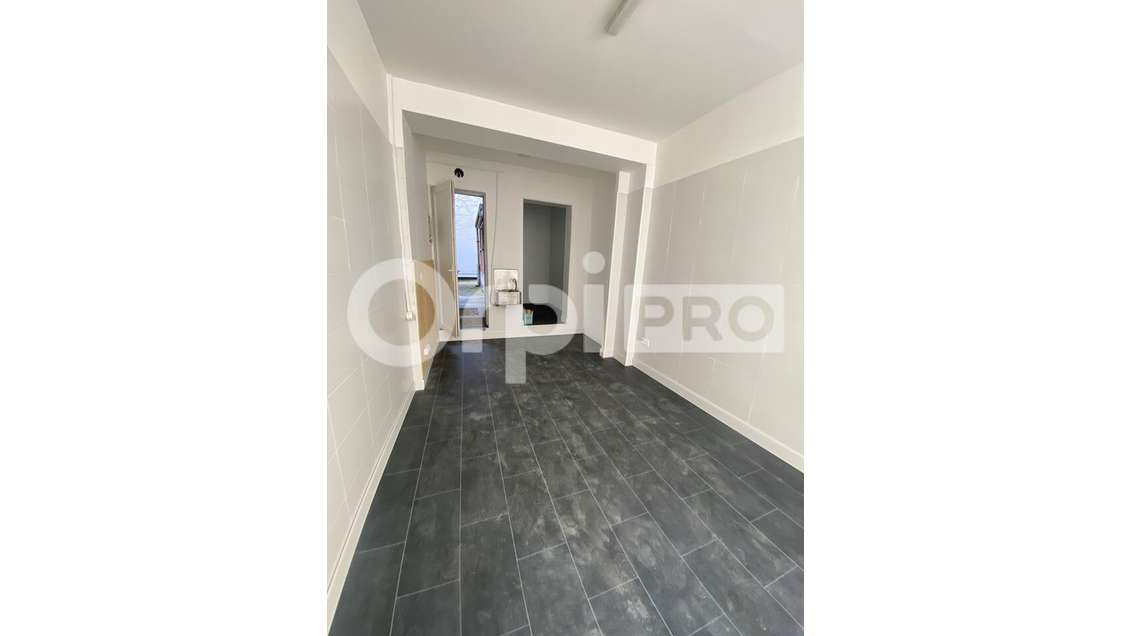 Location local commercial 25m² empl N°1 Le Havre