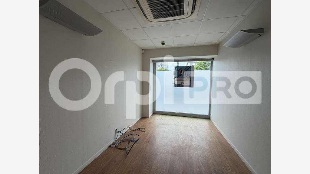 Loue local professionnel 129m² empl N°1 Le Havre