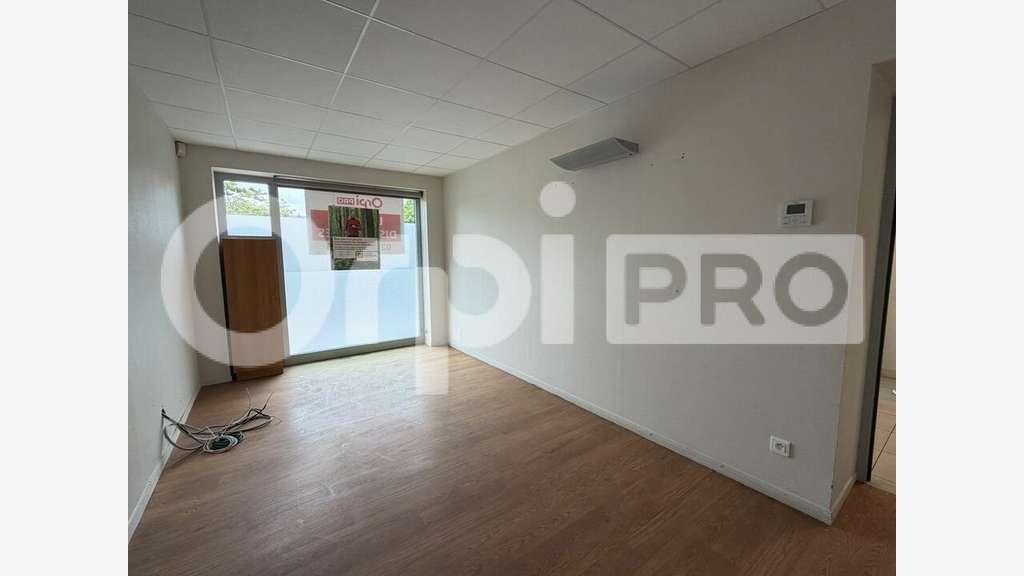 Loue local professionnel 129m² empl N°1 Le Havre