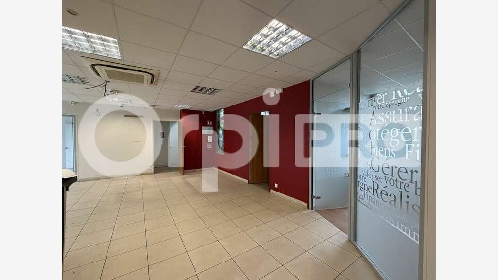 Loue local professionnel 129m² empl N°1 Le Havre