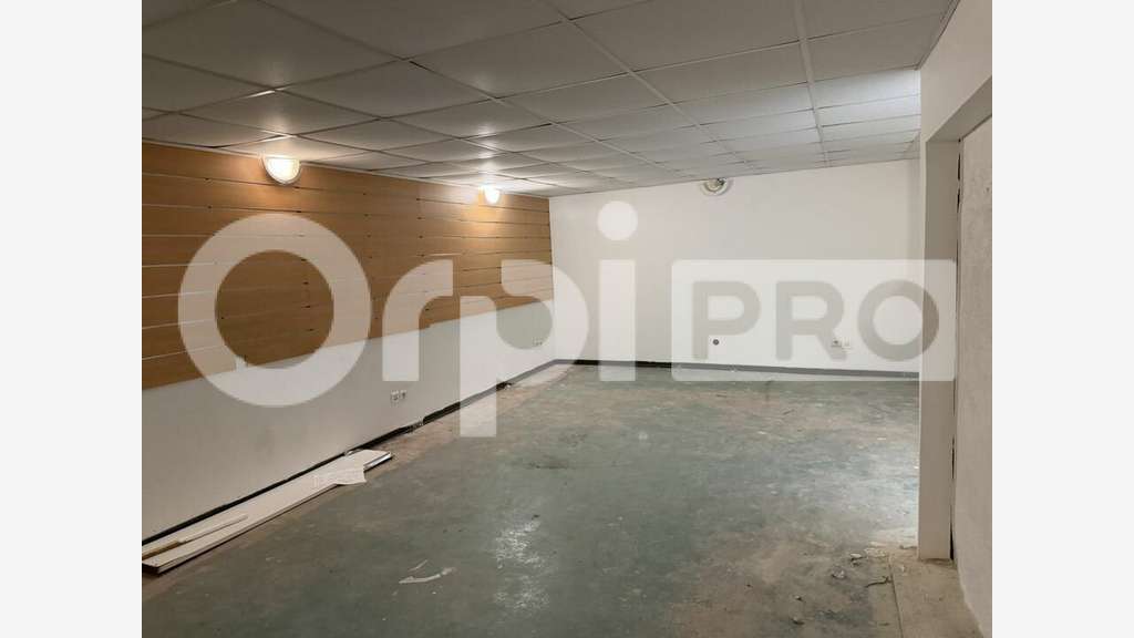 A louer local commercial de 130m² au Havre Coty