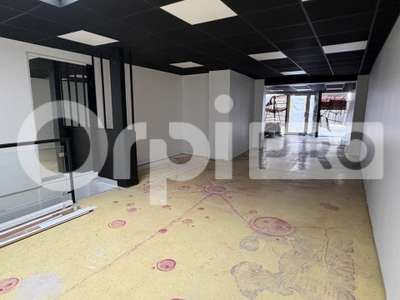 A louer local commercial de 130m² au Havre Coty