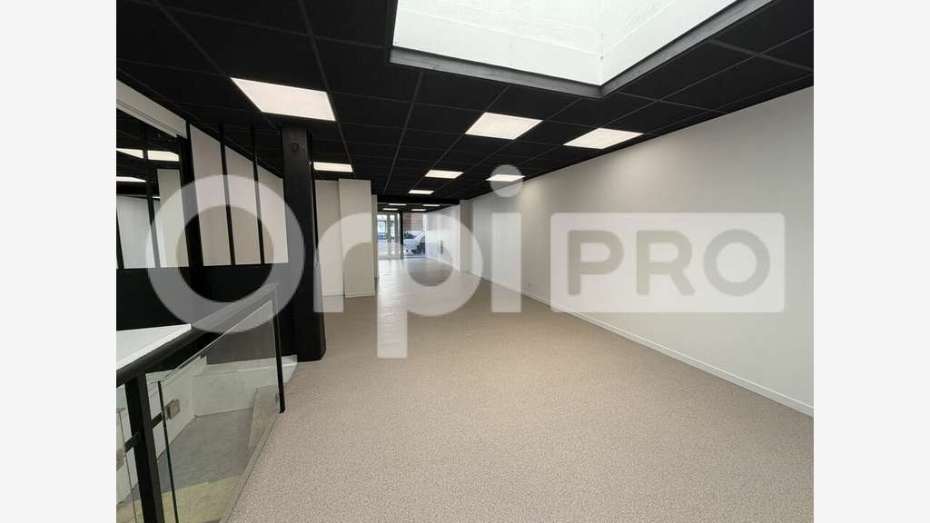 A louer local commercial de 130m² au Havre Coty