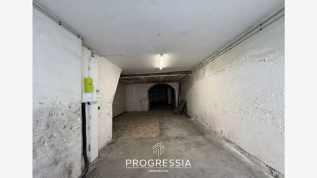 Le Havre - Local commercial a rénover de 80 m2