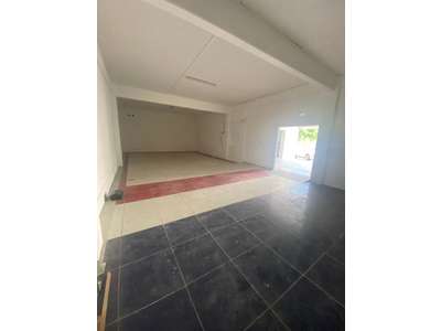 Location Locaux commerciaux - Boutiques au Lamentin