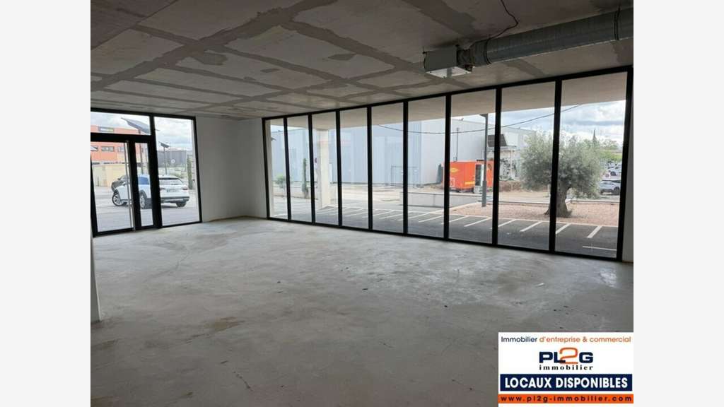 Lots commerciaux 430m² à louer Le Luc-en-Provence