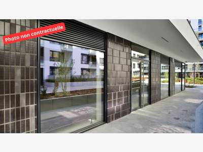 A louer local commercial Le Mans Rue Nationale
