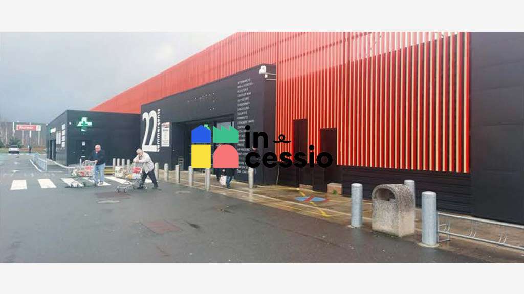 Local commercial de 525m² à louer Le Mans Nord