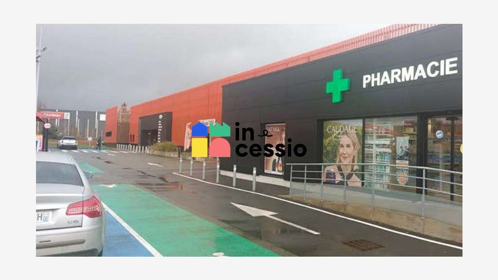 Local commercial de 525m² à louer Le Mans Nord