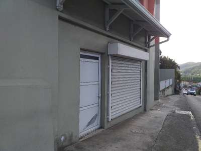 A louer Local commercial Le Marin 25 m2 en RDC