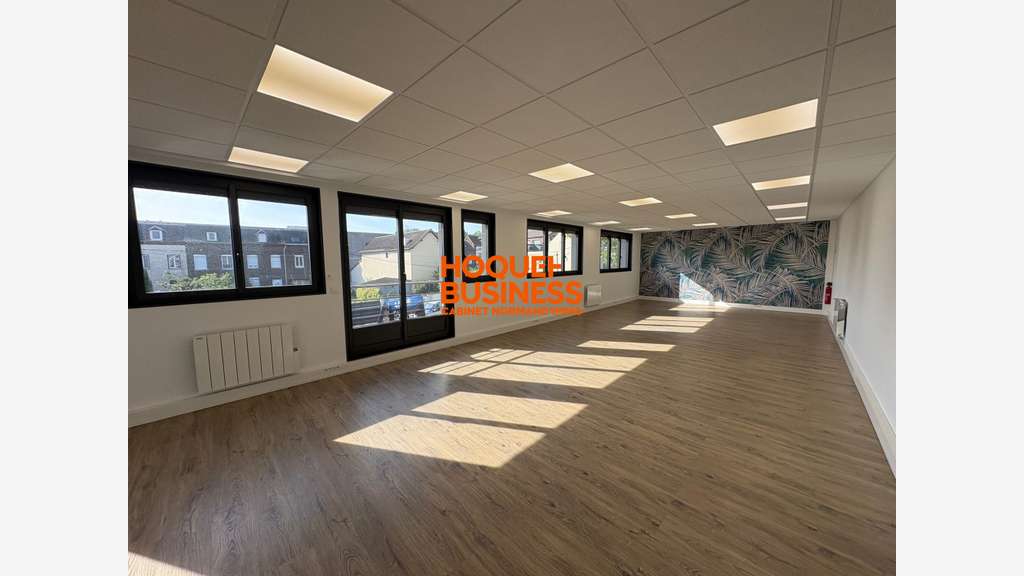 LOCAL COMMERCIAL / BUREAU NEUF 75m2