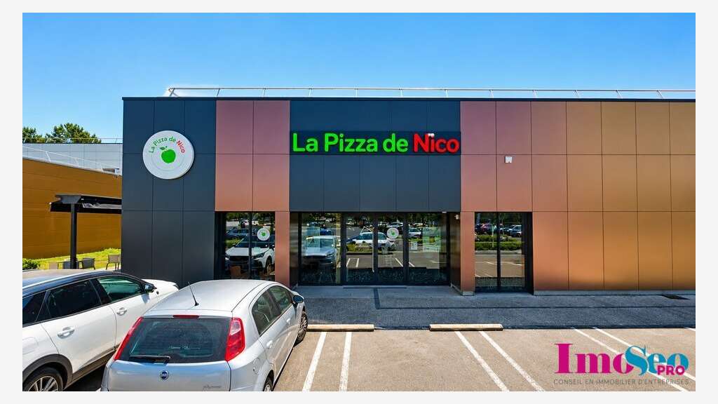 Local commercial de 340m² à louer zc le Pian-Médoc