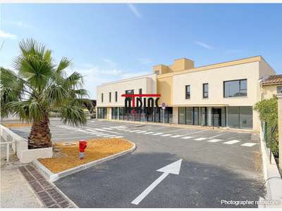 LOCAL COMMERCIAL NEUF DE 240m²