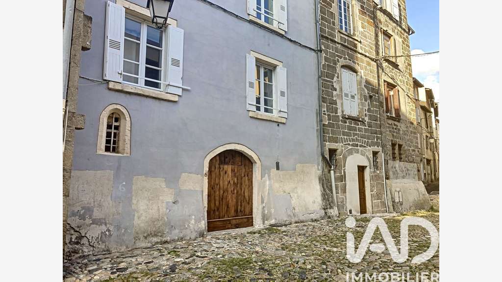 A louer grand local 138m² au Puy-en-Velay