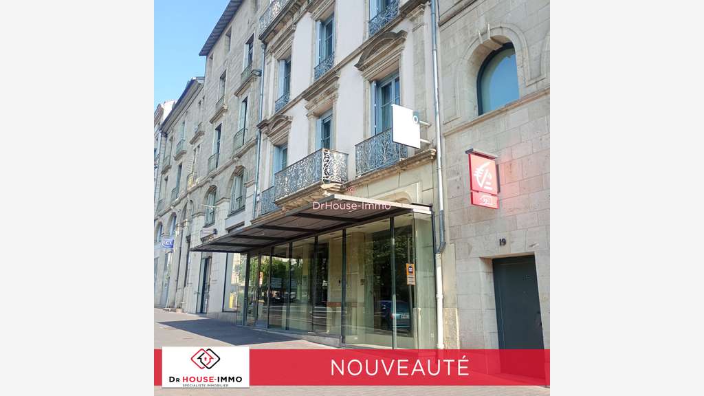 À LOUER - LOCAL COMMERCIAL 195m² - PLEIN C