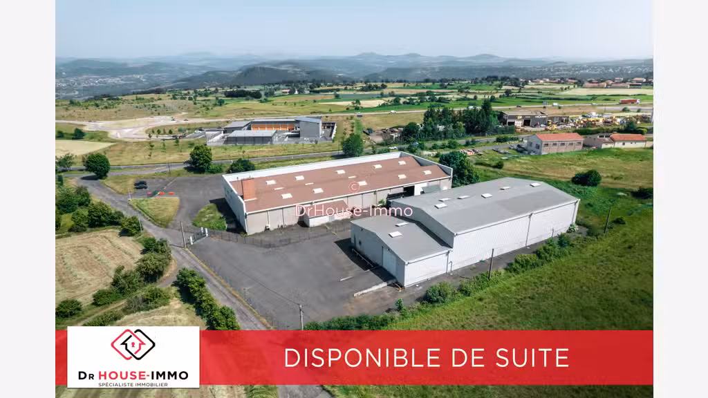 A louer local d'activité de 1224m² au Puy en Velay