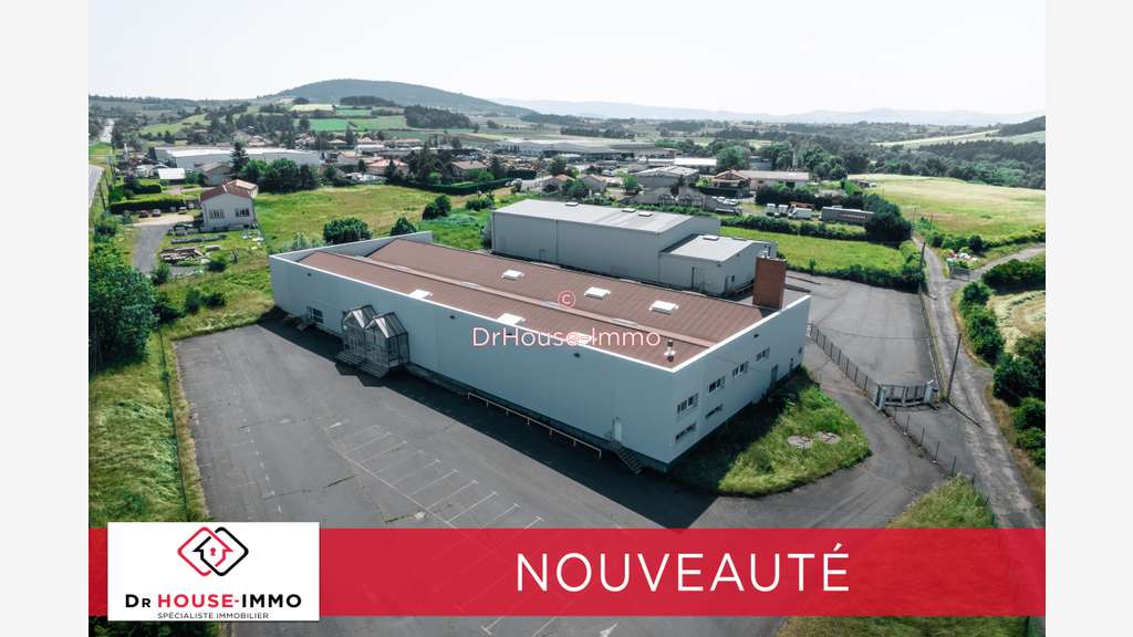 Loue local commercial 2266m² en ZA le Puy en Velay