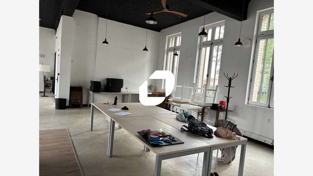 A louer Local commercial 944m² Le raincy