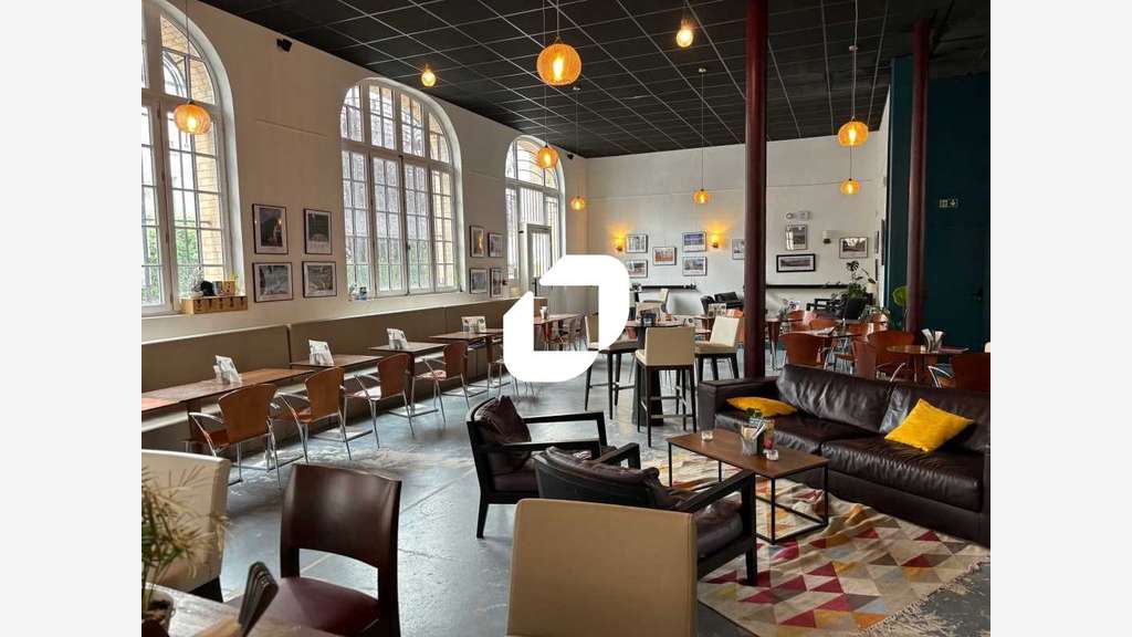 A louer Local commercial 944m² Le raincy